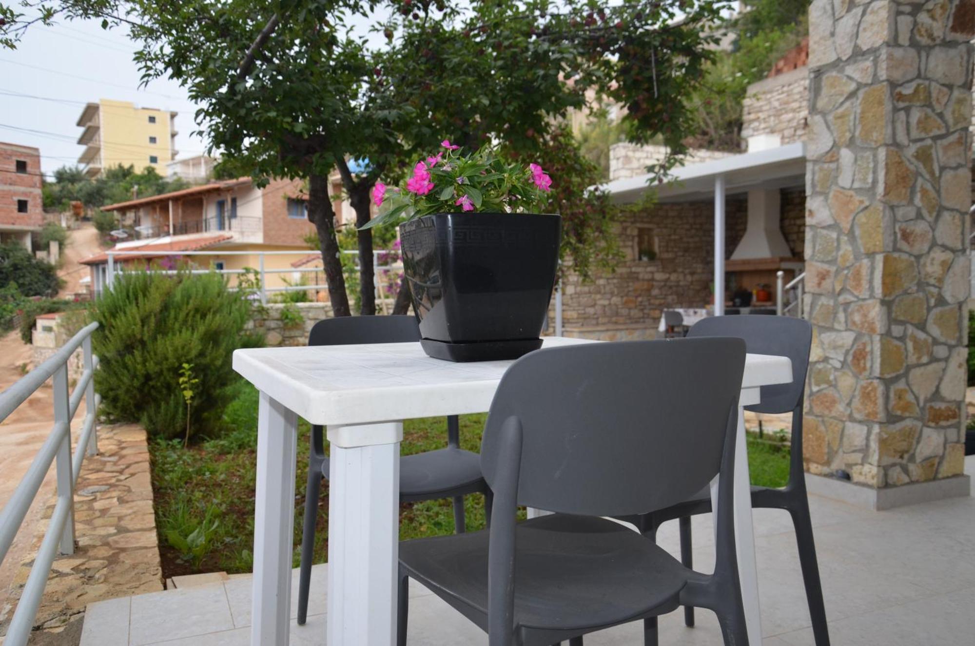הימארה Harmonia Guest House 2 מראה חיצוני תמונה